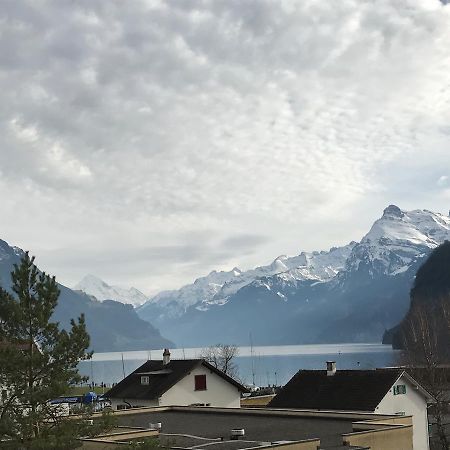 Ferienwohnung Mit Seesicht Brunnen Bagian luar foto